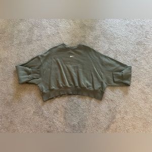 Nike Phoenix Oversized Cropped Crewneck